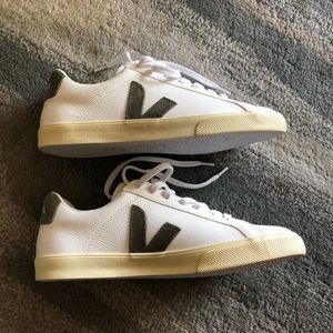VEJA Esplar leather sneakers sz EUR 38